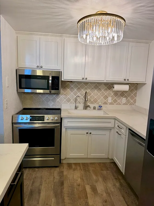 2 bed, 850 sqft, $3,000 — Photo 3