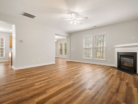 3rd image of 6004 Brambleberry Way