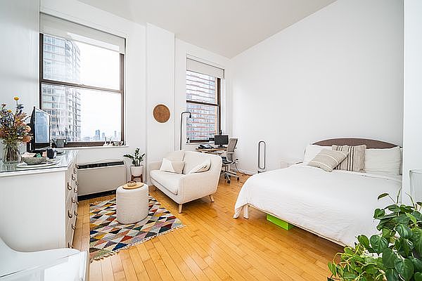 1st image of 20 West St APT 21D