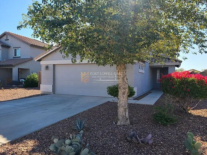 22263 W Shadow Dr