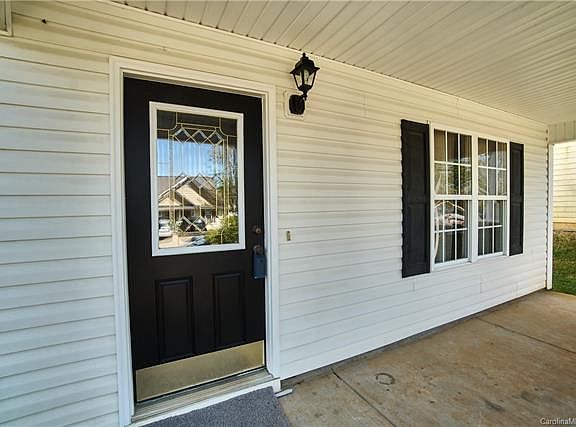 2nd image of 8311 Kings Creek Dr