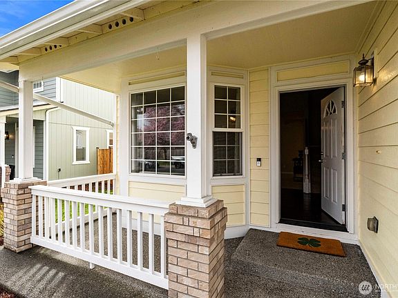 2nd image of 18203 106th Street E