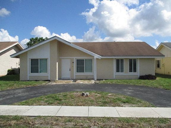 2nd image of 8105 SW 12th St