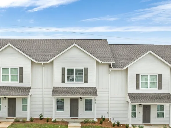 3260 Academy Dr #606, Opelika, AL 36801