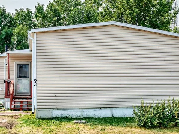 6220 17th Ave SE #63, Calgary, AB T2A 0W6