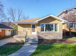 1136 Woodside Rd, La Grange Park, IL 60526