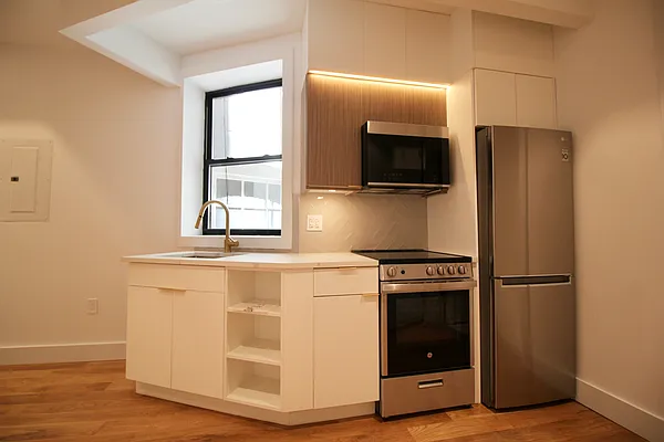 Rented by Hagstrom Management Inc | media 54