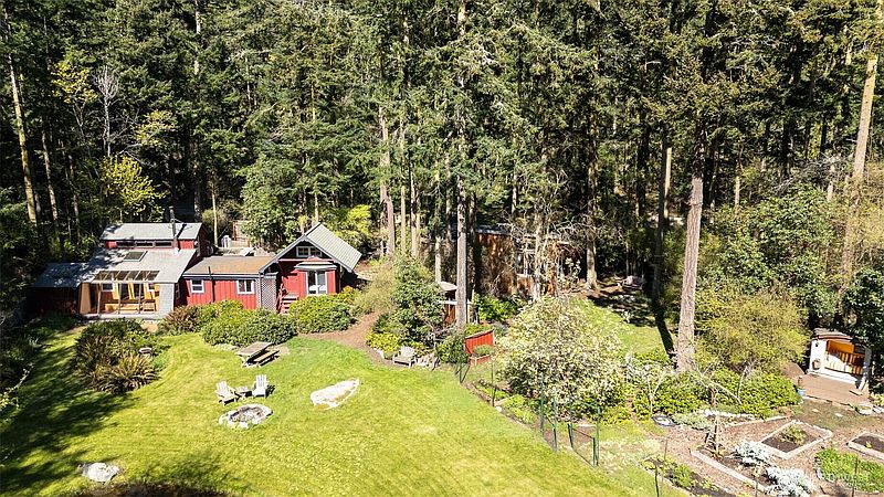 2nd image of 4160 Mud Bay Road