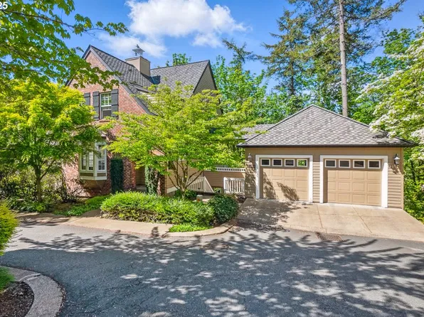 10272 NW Edgewood Dr, Portland, OR 97229