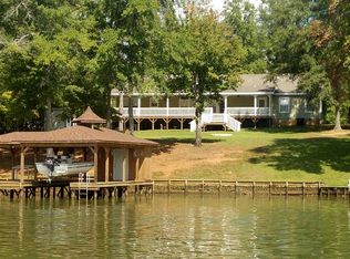 283 Village Ln, Sparta, GA 31087