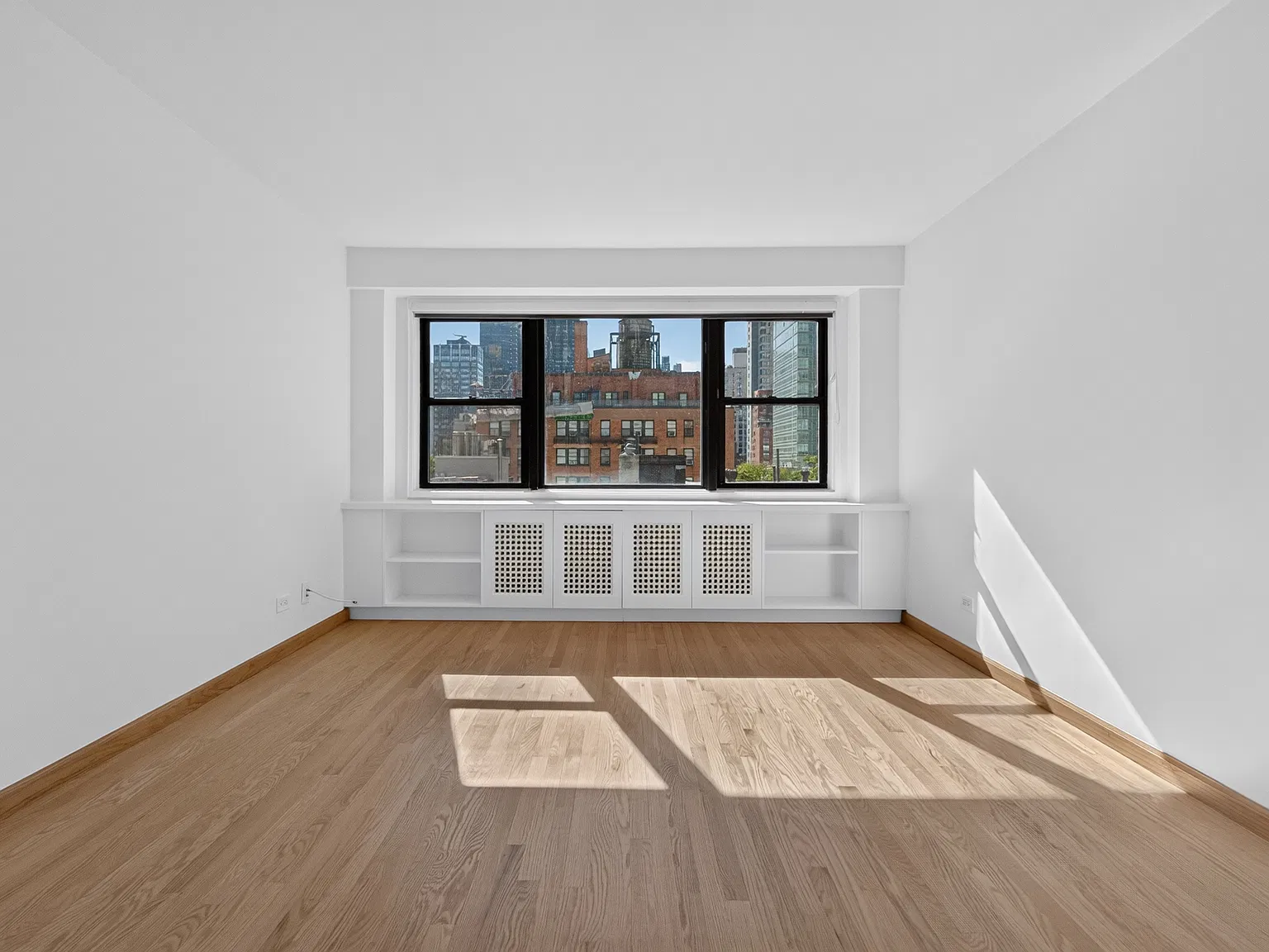 320 East 54th Street — Photo 1
