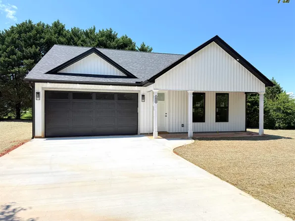 1044 W 11th Hwy, Chesnee, SC 29323
