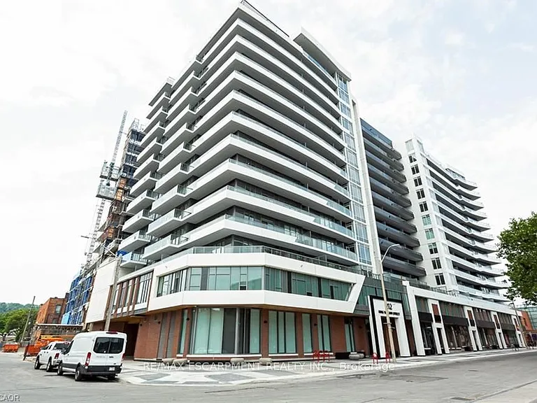 212 King William St E #1019 — Photo 3