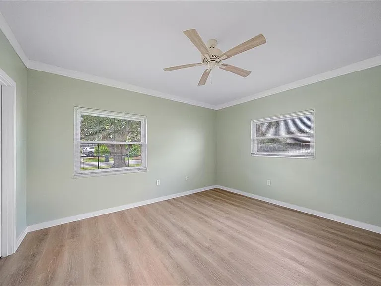 5865 Tidewood Ave #8 — Photo 17