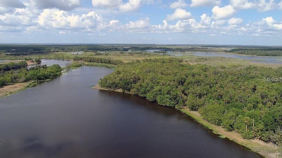 1st image of 975 Indian Hammock Dr