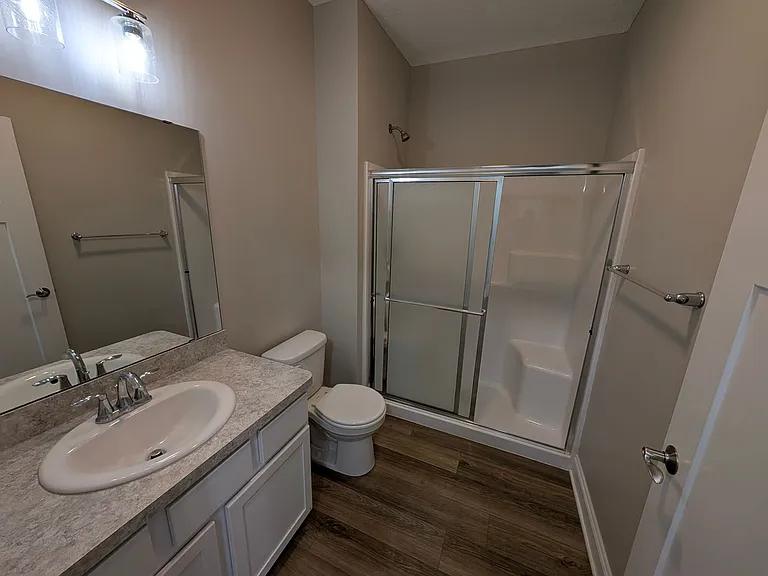 638 Treadway Blvd — Photo 6