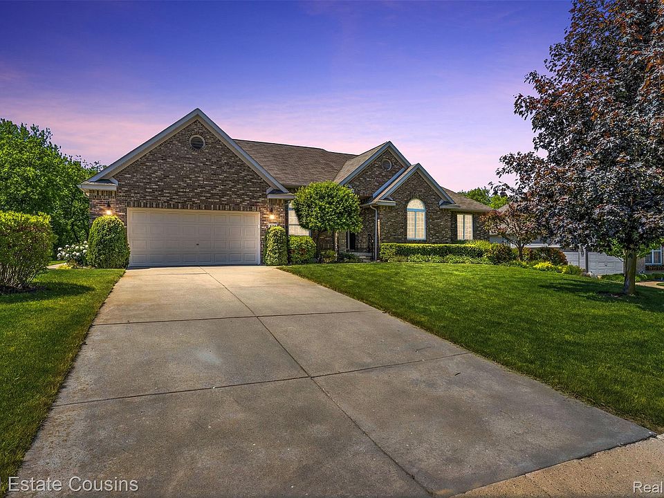 1st image of 4344 Oak Tree Ct