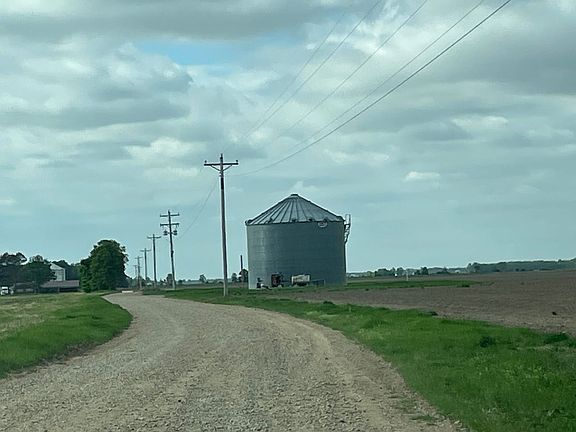 5th image of 420 Greene Rd