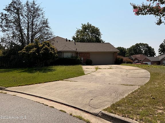 3rd image of 301 Cannock Court