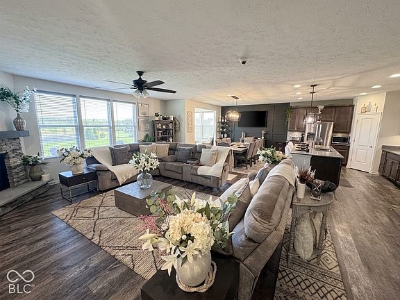 5th image of 6032 Flagler Ln