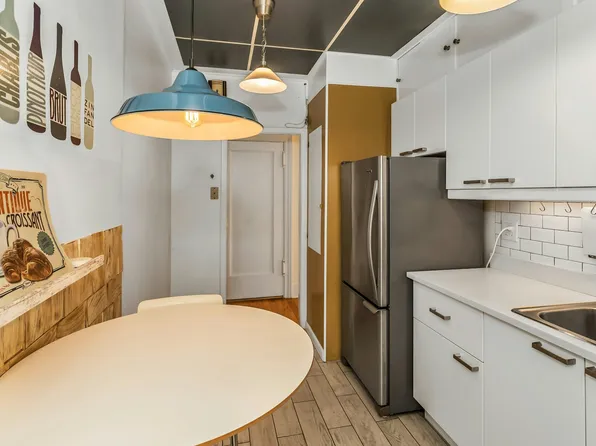 561 41st Street image 11 of 22