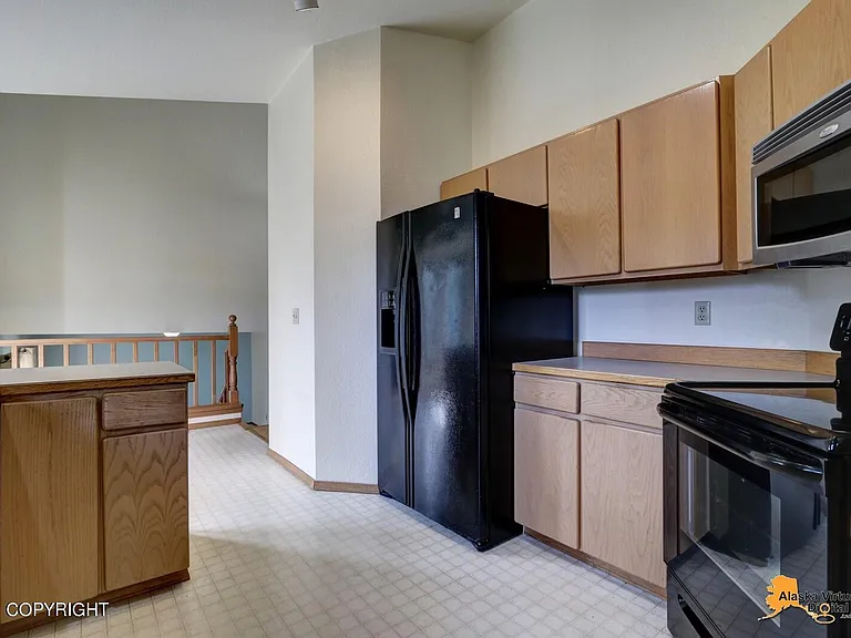 8501 Mentra St — Photo 29