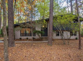 2428 Sedgefield Dr, Chapel Hill, NC 27514
