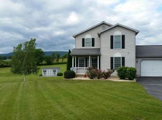 101 Lindsey Ln, Mifflinburg, PA 17844
