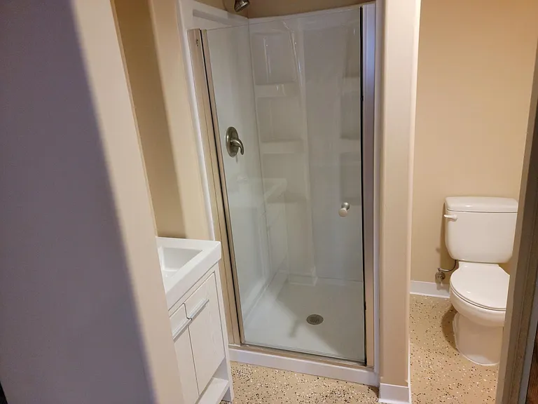 Y Cir — Photo 31