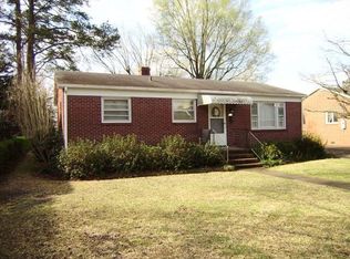 906 W Washington Ave, Kinston, NC 28501