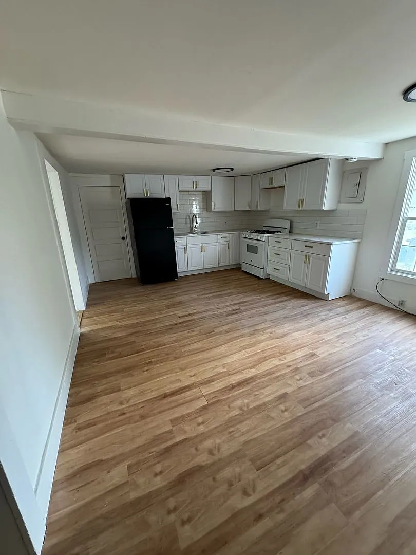 586 Route 23 LLC — Photo 1