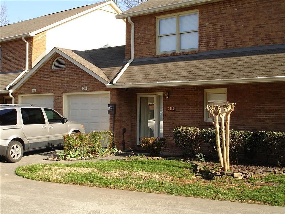 2nd image of 10418 Ravenbrook Ln
