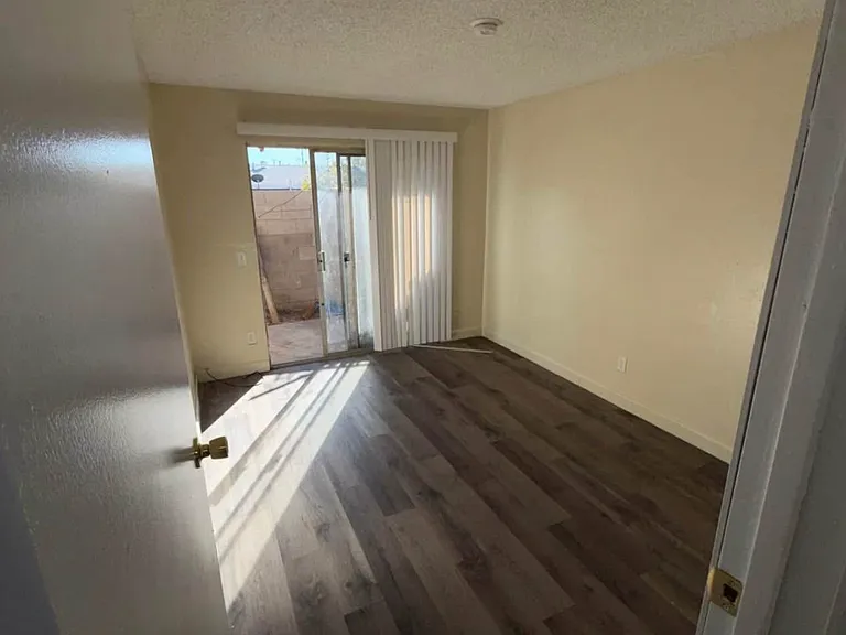 862 E Main St #862 — Photo 3