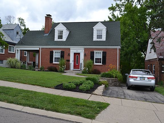 Extra-Wide Driveway