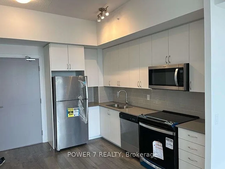 3220 Sheppard Ave N #611 — Photo 6