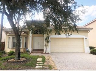 16432 Ruby Lake, Fort Lauderdale, FL 33331