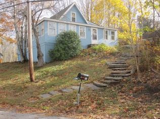 397 Island Ave, Peaks Island, ME 04108