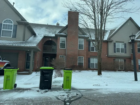 28522 Carlton Way Dr, Novi, MI 48377