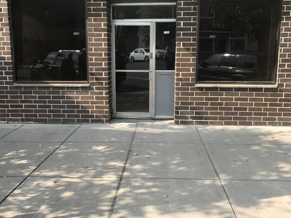 935 N Salina St, Syracuse, NY 13208