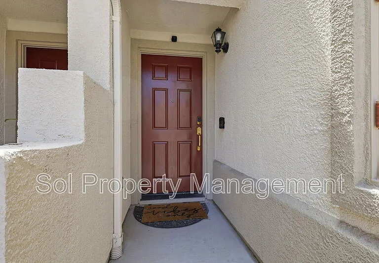 58 Del Rio Ct #1 — Photo 3