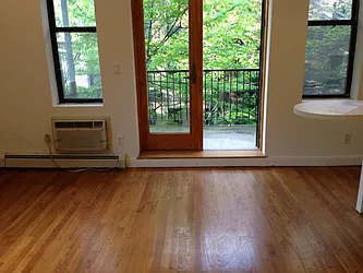 Rented by Picture Realty Inc.