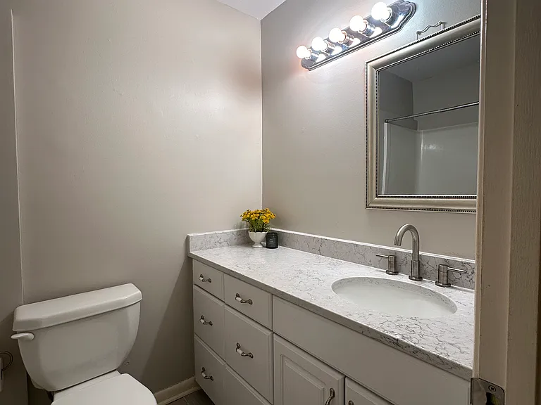 71 Shepard Sq #308 — Photo 13