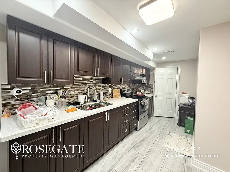 2565 Bridle Rd S #2 — Photo 3