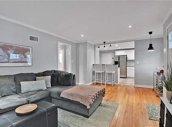 4th image of 7612 McGee St