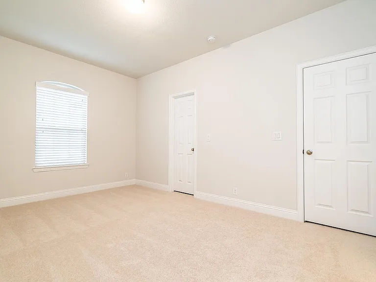 3816 Walden Dr — Photo 20