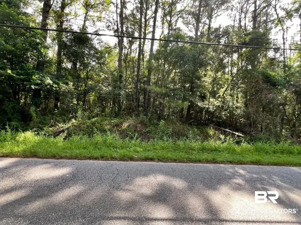 2420 Anton St, Whistler, AL 36612