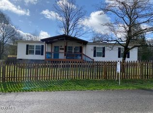 304 Peach Tree Cir, Wartburg, TN 37887