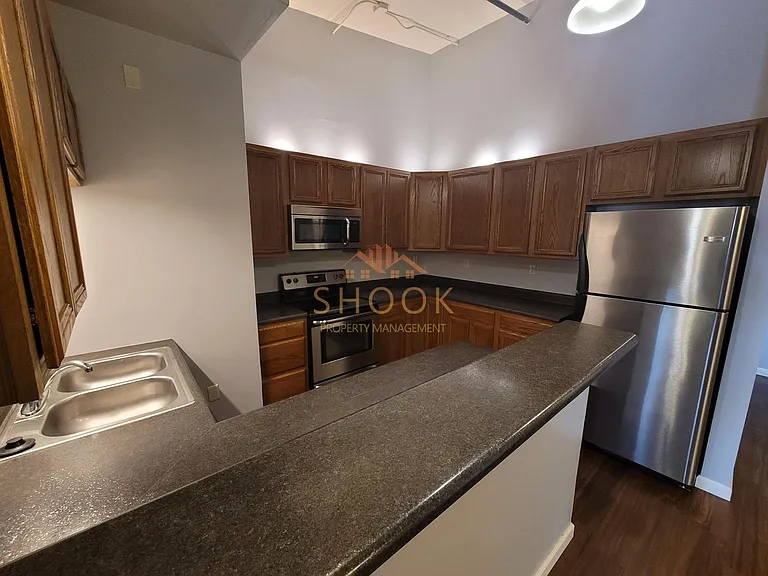 102 N 3rd Street — Photo 7