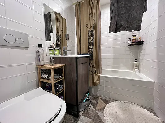 Rented by Doorway NYC, LLC | media 14