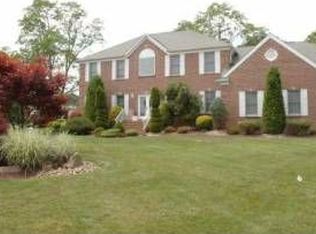 1 Gramercy Ln, Manalapan, NJ